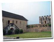 Fort F
